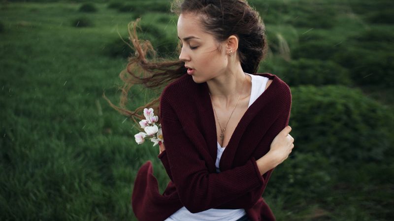 Green hillphoto preview