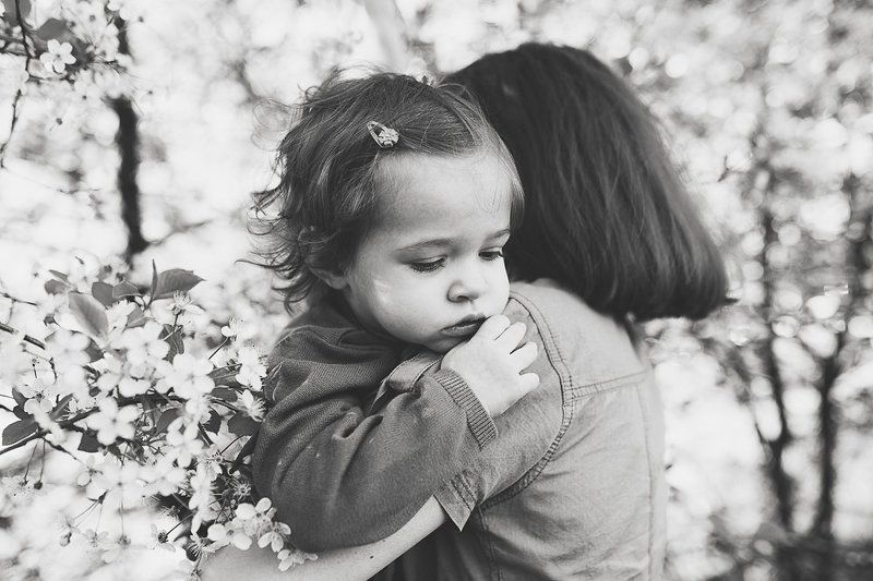 девочка, на руках, мама, портрет, нежность Вместеphoto preview