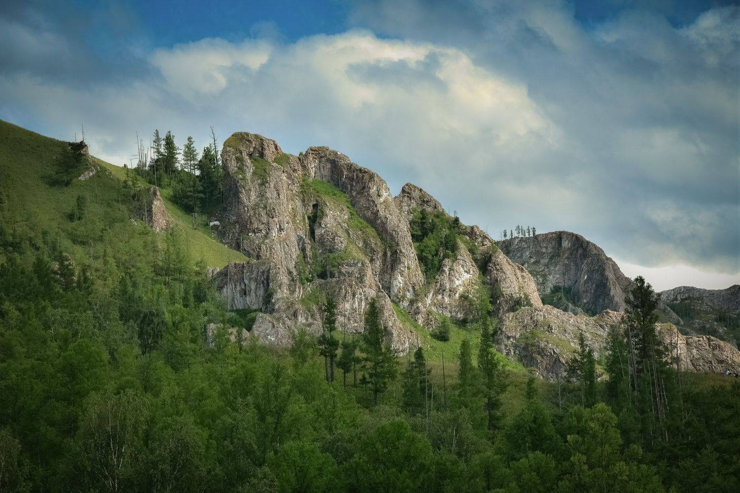 россия, хакасия, хребет тогыз-аз, лето, путешествия, скалы,горы, деревья, лес, Холзаков Вячеслав