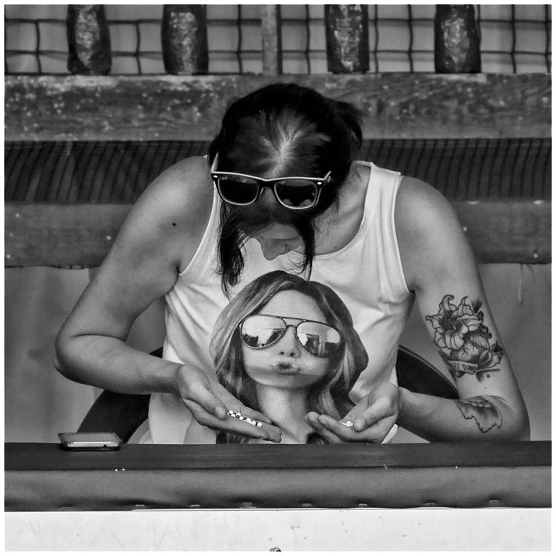 Случайный портрет незнакомкиphoto preview