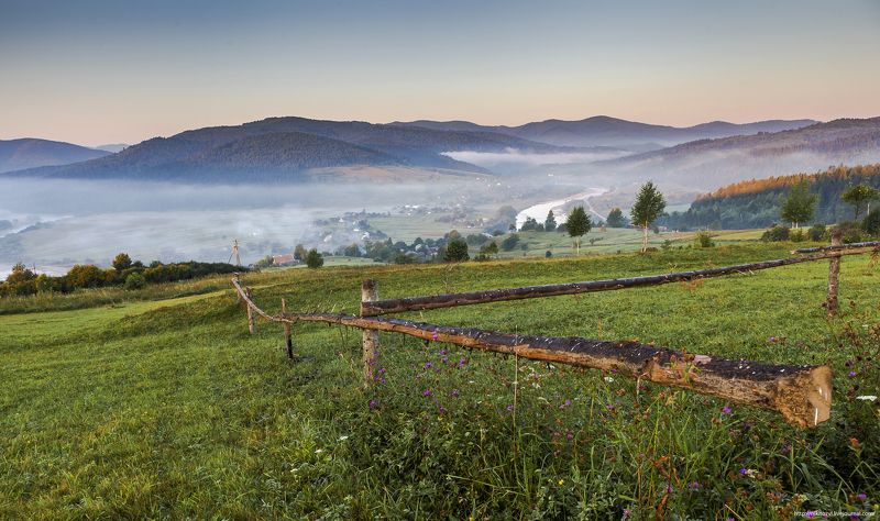 Украина, утро, рассвет, лето Летнее утро Карпатphoto preview