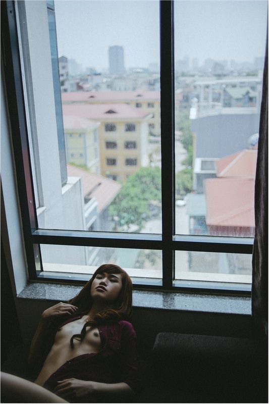 erotic, portrait, dream, sad, hollow She dreamsphoto preview