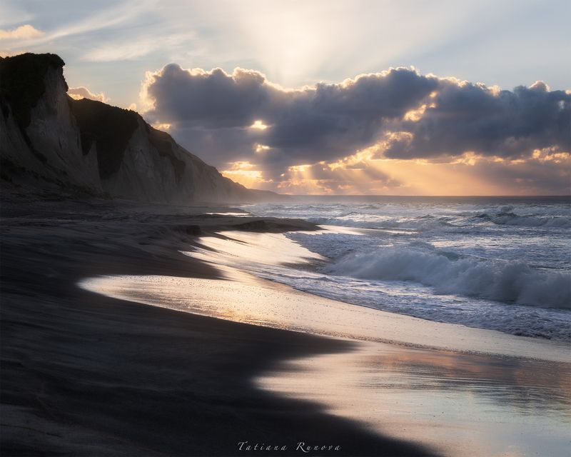 о. Итуруп. Закат на Белых салахphoto preview