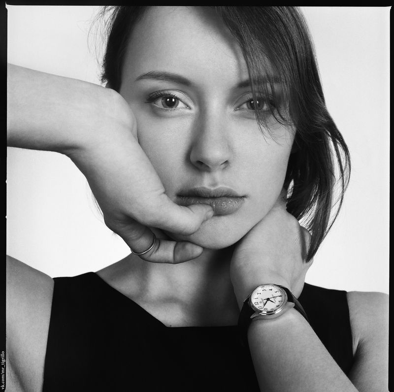 hasselblad 2000fcw planar 80mm пленка аналог средний формат 120мм Angelina, is that you?photo preview