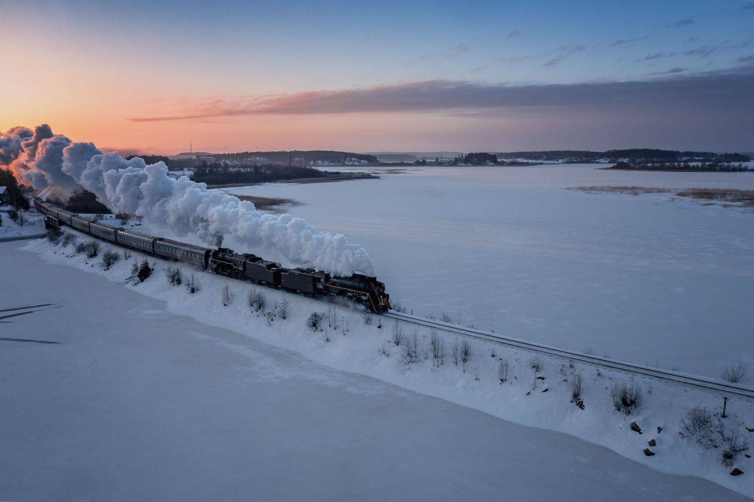 Рускеальский экспресс на рассвете. Автор: Разум Митя , Разум Митя