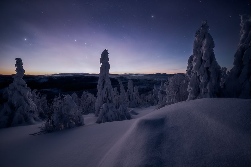 #slovakia #nikon #winter#manfrotto  From dusk till dawn photo preview