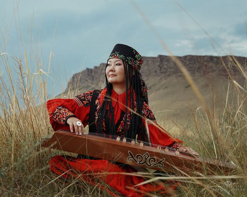 традиции, музыка, народы, заповедник, Хакасия, горы, национальный костюм, travel, national, mountains, music instrumenal Народная краса Хакасииphoto preview