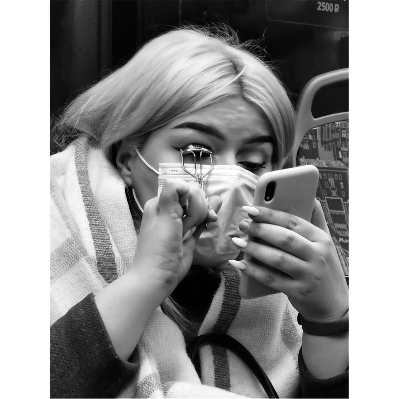 Случайный портрет незнакомкиphoto preview