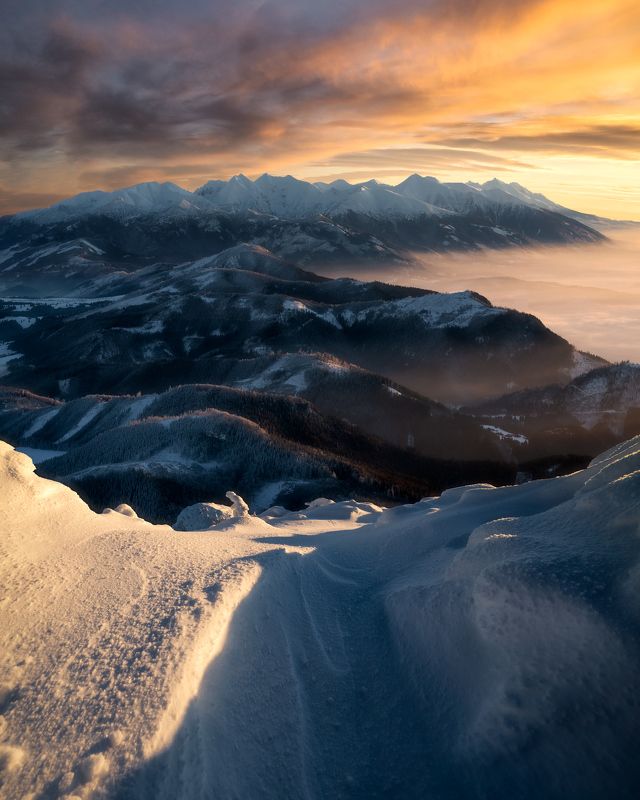 #slovakia #nikon #winter#manfrotto #velkychoc  Golden hour photo preview