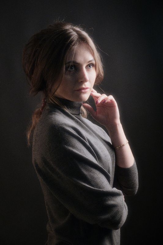 портрет,девушка,студия Лесяphoto preview