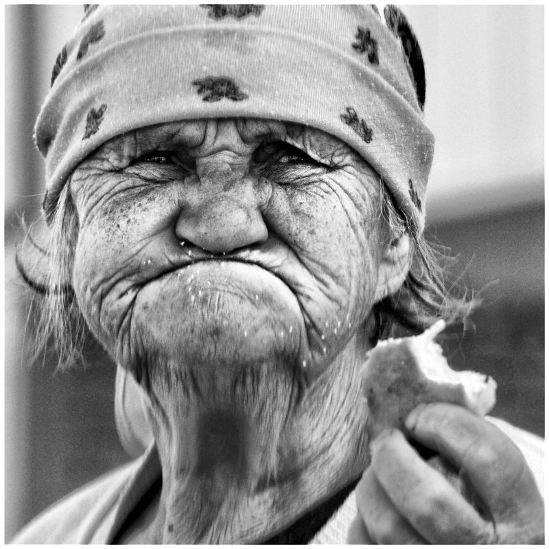 Случайный портрет незнакомкиphoto preview