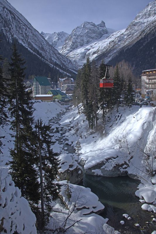 Кавказ, Домбай, Карачаево-Черкессия,  Зимний Домбайphoto preview