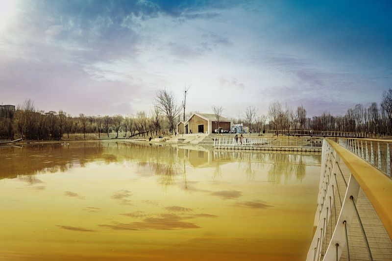 岸上小红屋 岸上小红屋photo preview