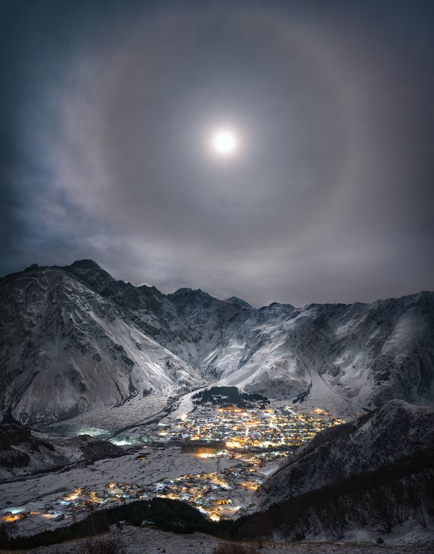 Georgia, moon, halo, landscape, nature, long exposure, night, outdoor, winter, snow, mountains Moon halophoto preview
