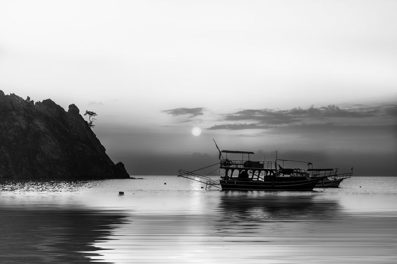 Monochrom Sunrisephoto preview