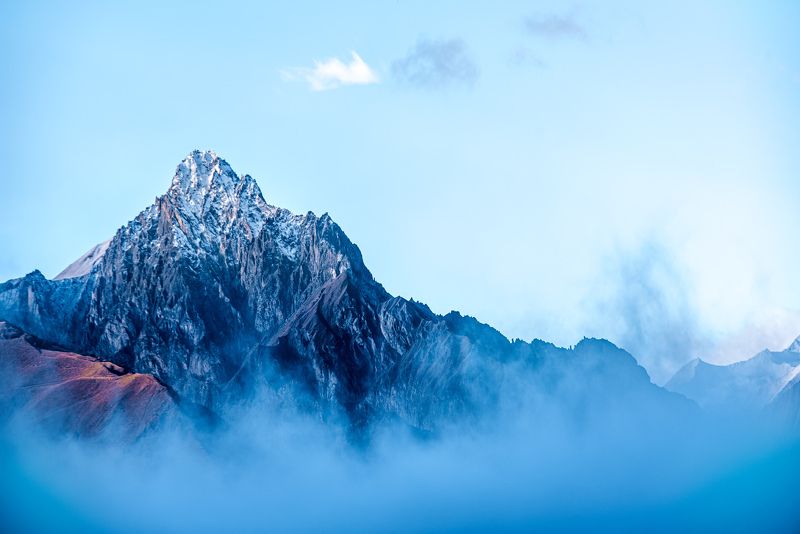 горы, кавказ, грузия Опасная вершина фото превью