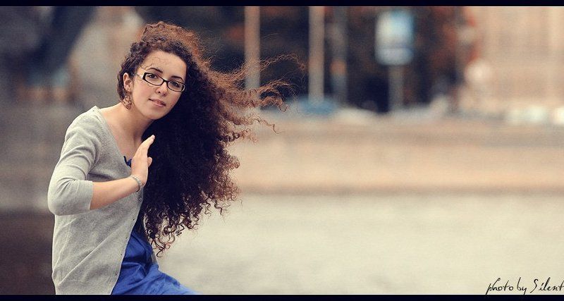 романтическая особа и ветер)photo preview