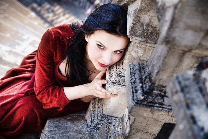 garneta, портрет, девушки, цвет Спрятаться..photo preview