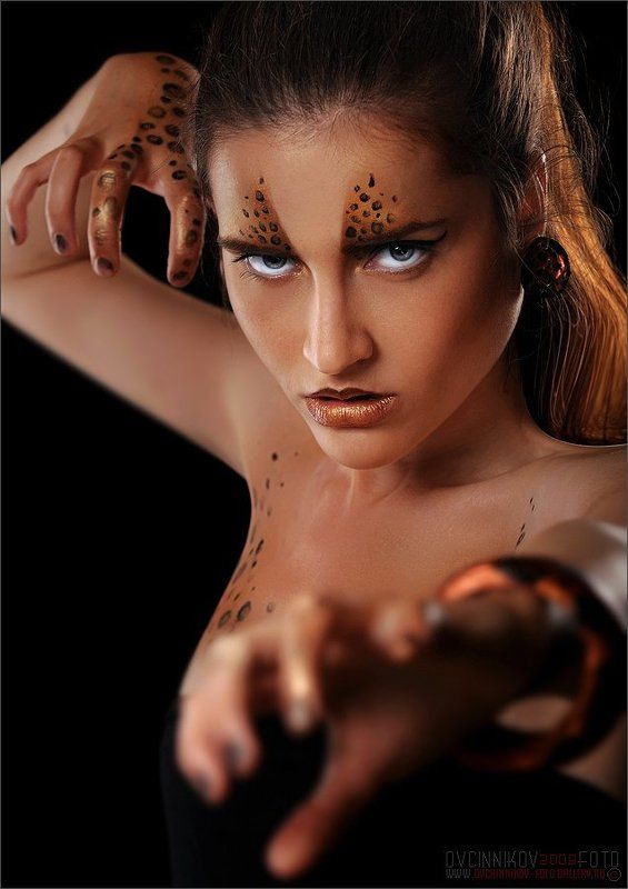 leopard girlphoto preview