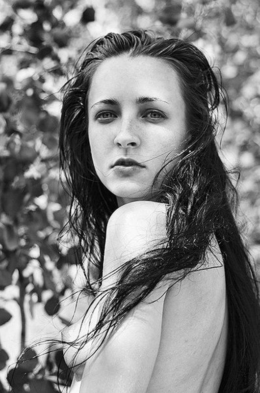 белка, портрет, девушки, ню, чб Беглянкаphoto preview