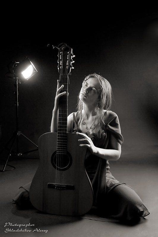 гитара, девушка, юля, фотостудия, alexis-studio.com, фотограф складчиков алексей photo preview