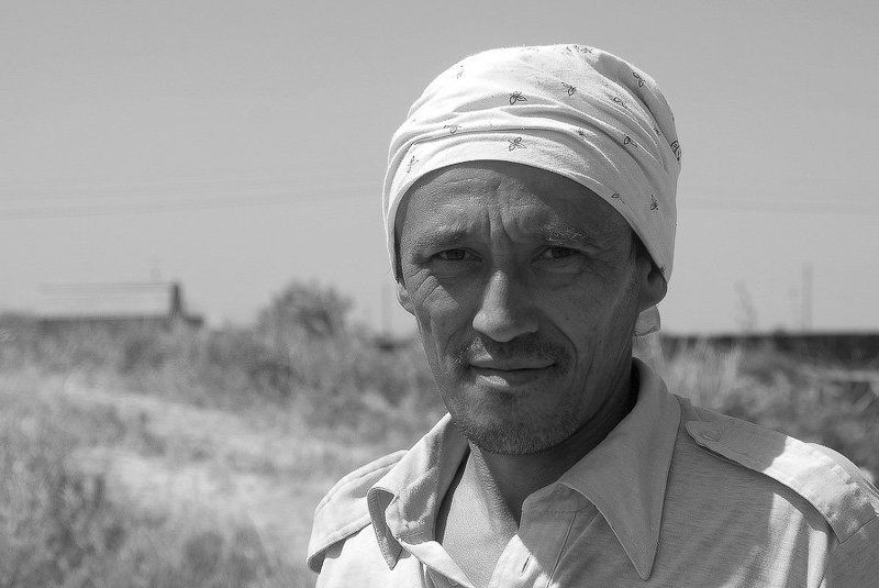 строитель, лето, азия, дон Строитель из Средней Азииphoto preview