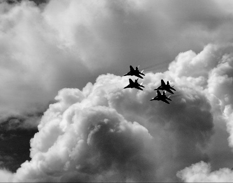 Там за облаками, там...photo preview