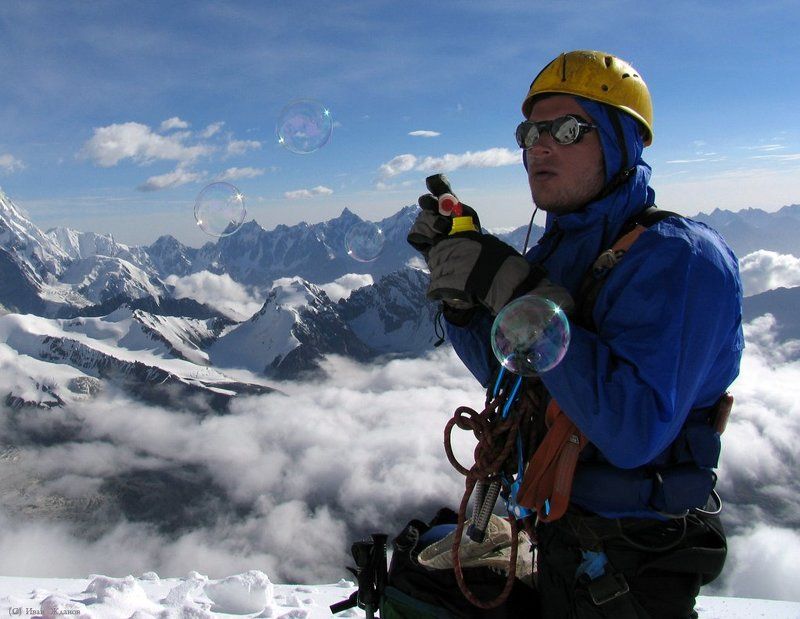 горы, памир, ледник, сарыкаякужди, 6220, альпинизм, туризм, алексей тимошенков Портрет Лёхи в интерьере гор.photo preview