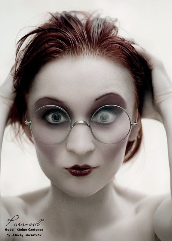 Paranoidphoto preview