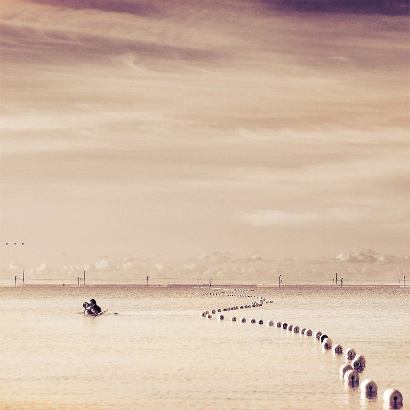 море, пара, любовь love in seaphoto preview