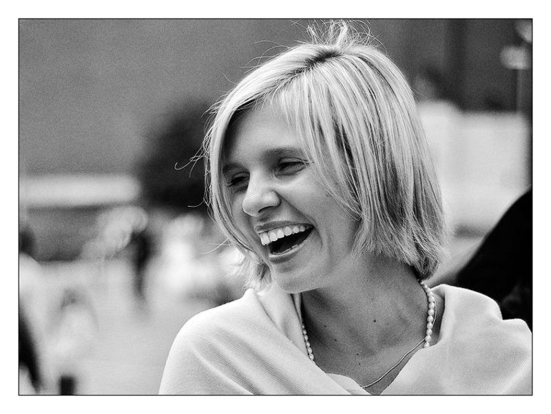 со свадьбы, незнакомка, чб, портрет, девушка Искренностьphoto preview