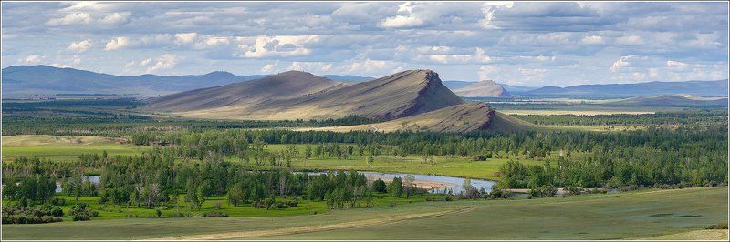 археология, белый, большой, восточной, высокий, голубой, горы, деревья, долина, дорога, древность, дымка, зеленый, июс, культура, лес, луга, облака, панорама, пейзаж, пологий, поляна, природа, путешествия, река, сибири, сибирь, сундуки, тагарская, течение Панорама гряды Сундукиphoto preview