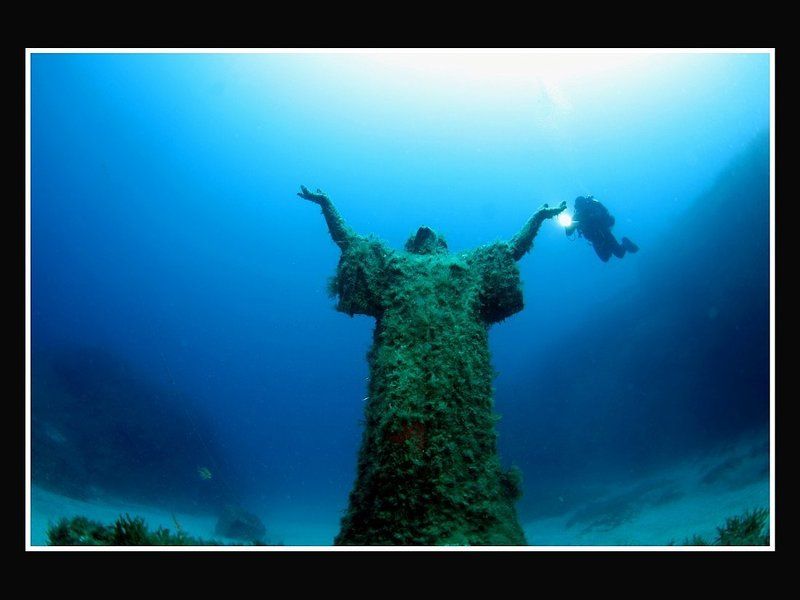 статуя, иисуса, христа,alfred camilleri cauchi,raniero borg,st. paul\'s islands,malta underwater statue of jesus christ статуя Иисуса Христаphoto preview