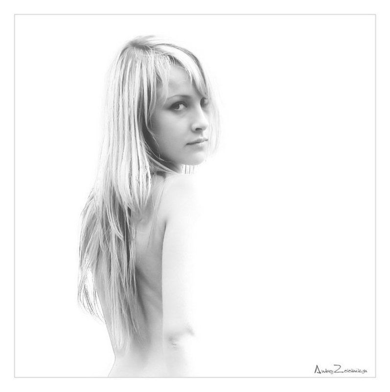 портрет, девушка Ты ушла рано утромphoto preview