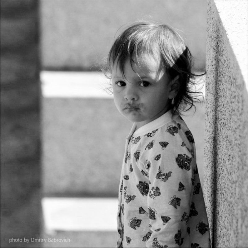 девочка, одиночество, парк весеннее одиночествоphoto preview