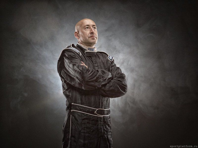 гонщик, ралли, спорт гонщикphoto preview