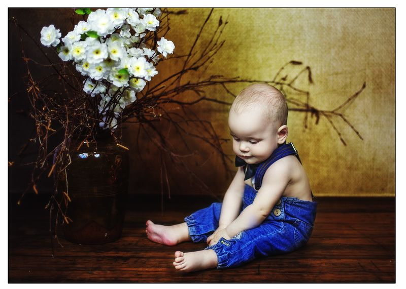 ребенок скромнягаphoto preview