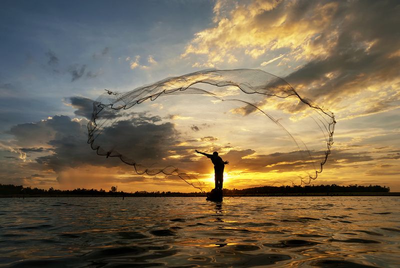 Asia, Asian, China, Clouds, Fisherman, Fishing, Nets, Photo, Photography, Reflection, Sky, Sunlight, Sunrise, Sunset, Thai, Thailand, Water, Yellow The fisherphoto preview