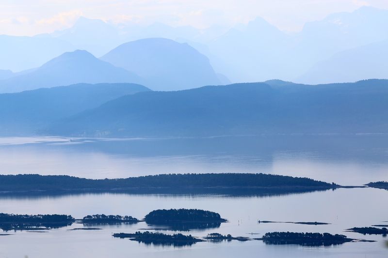 Синяя палитра...photo preview