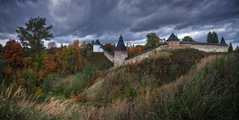 печоры, псково-печерский монастырь, очень, октябрь Осень в Печорахphoto preview