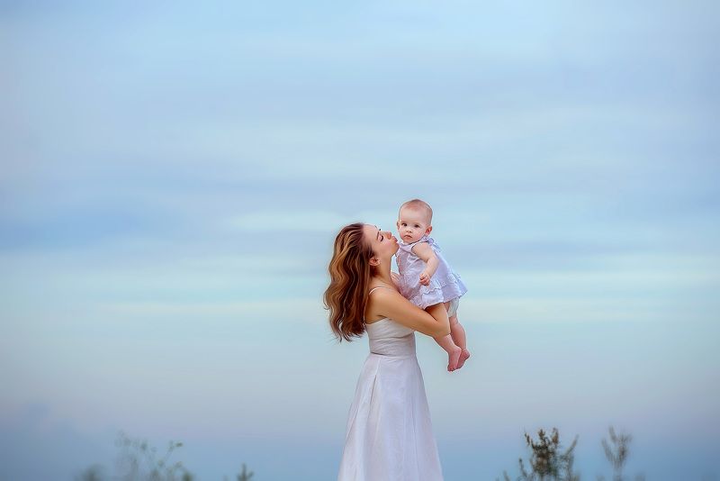 дети, мама, ребенок, природа, любовь, нежность Мамино счастьеphoto preview