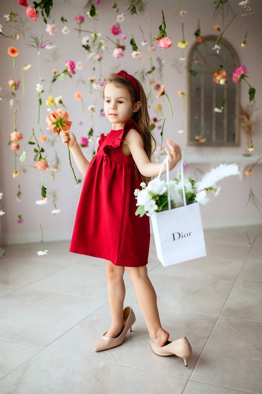 портрет, детский портрет Модницаphoto preview