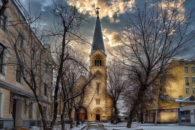 Собор святых Петра и Павла в Москве.photo preview