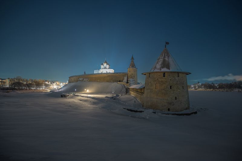 Псковский Кром (Кремль)photo preview