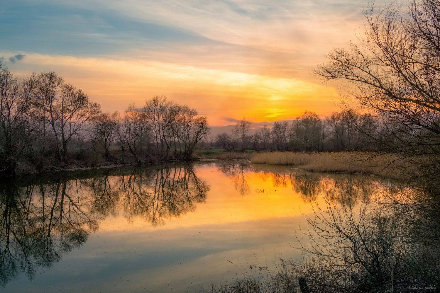Вечер на озере. Автор: Vasilyev Andrey вечер, закат, озеро, орск, весна, Vasilyev Andrey
