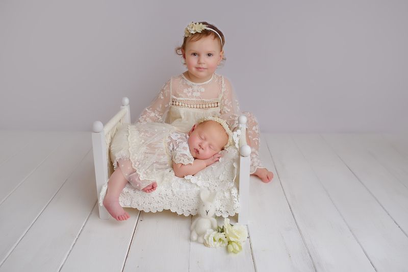 детки, новорожденные, ребенок, нежность, любовь, сестренки Няняphoto preview