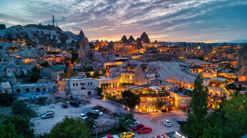 гёреме, каппадокия, турция Гёреме на закатеphoto preview