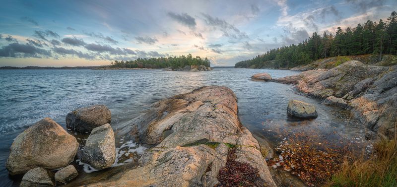 горизонтальный,  нет людей,  фотография,  на улице,  природа,  скала - объект,  живопись - природа,  небо,  вода,  красота в природе,  озеро,  облако - небо,  дерево,  спокойная сцена,  пейзаж - пейзажи Осенние зарисовки.photo preview