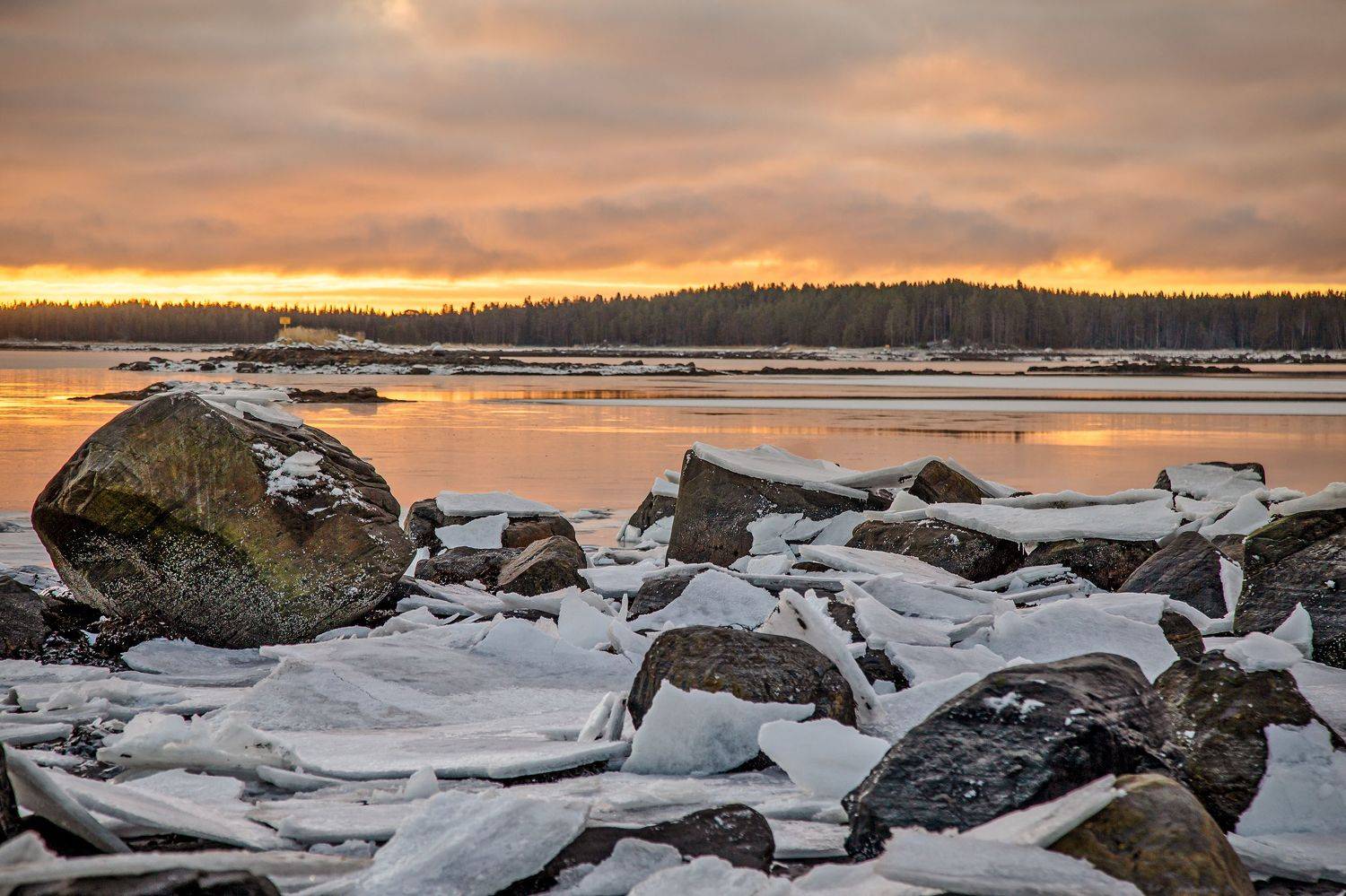 У Белого моря в ноябре.... Автор: Бирюков Вячеслав кольский п-в. конец ноября., Бирюков Вячеслав
