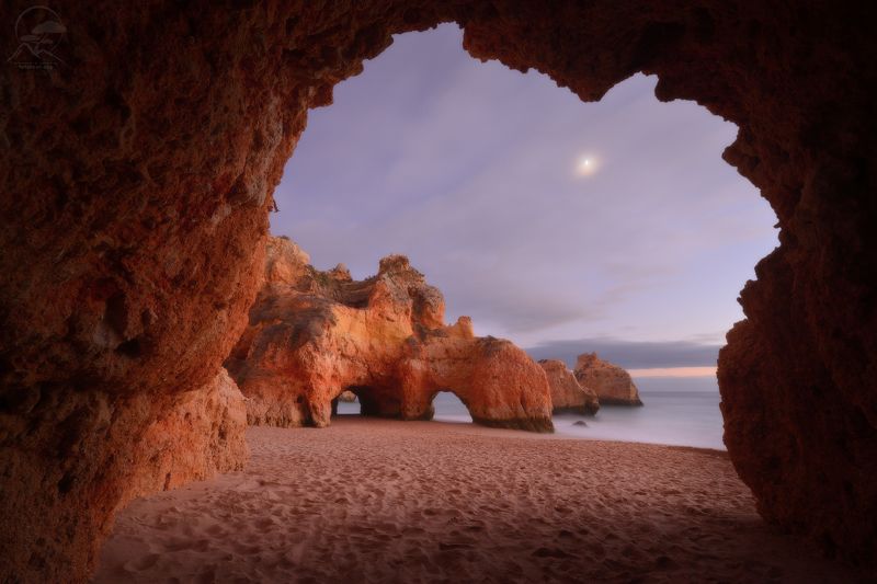 португалия Лунный пляжphoto preview